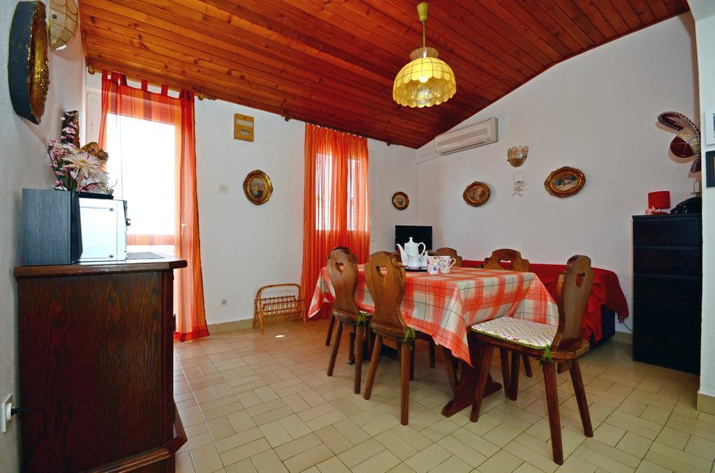 Apartments Katica Трогир Екстериор снимка